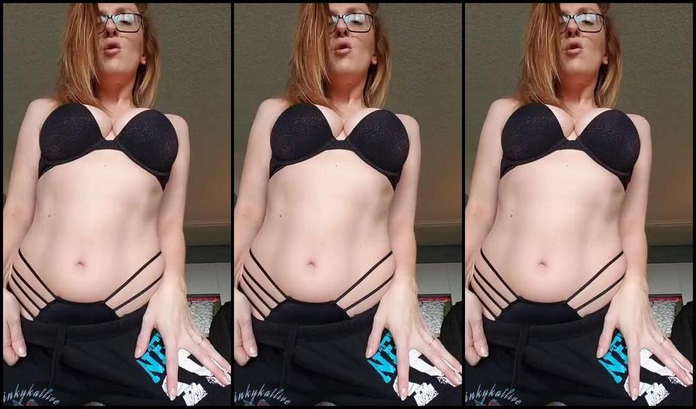 Kinkykatlive Nicknamed Kinkykatlive Onlyfans Strip Tease 15