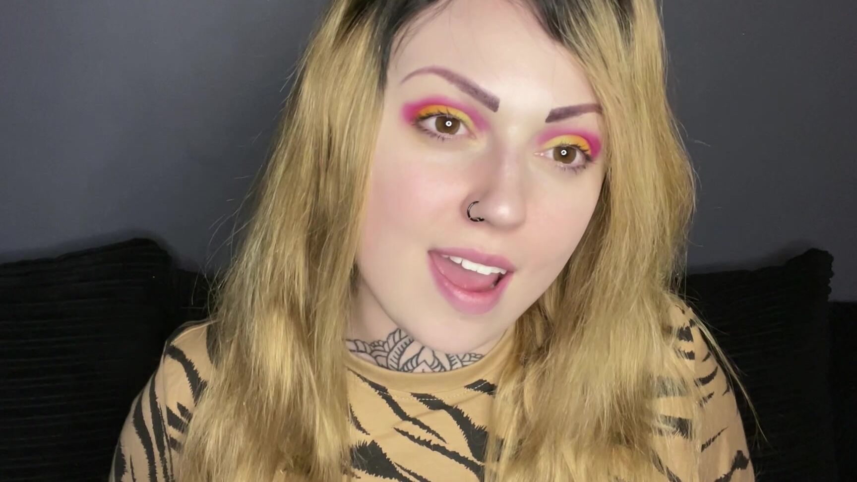 "MissValentina" bratgirls, femdom, financialdomination Love Spending Your Money manyvids