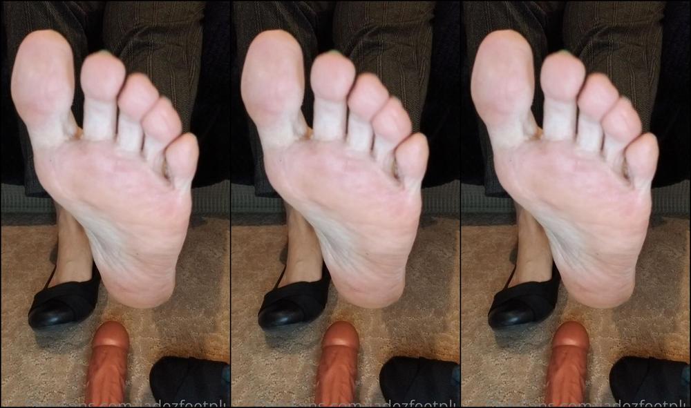 Jadezfeetplus 2263146538 11 02 2021 Today I M Going To Smash Your Dick With My Dirty Feet