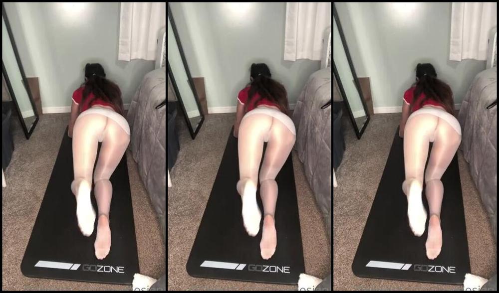 Nylontastica Nicknamed Nylontastica Onlyfans At Home Workout In My White Seamless Pantyhose With A Twist Pantyhose Brand Pearl Amp