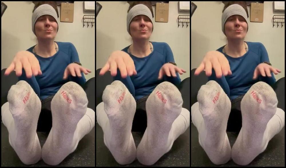 Athletoes Nicknamed Athletoes Onlyfans I Finally Get To Sit Now Come Warm