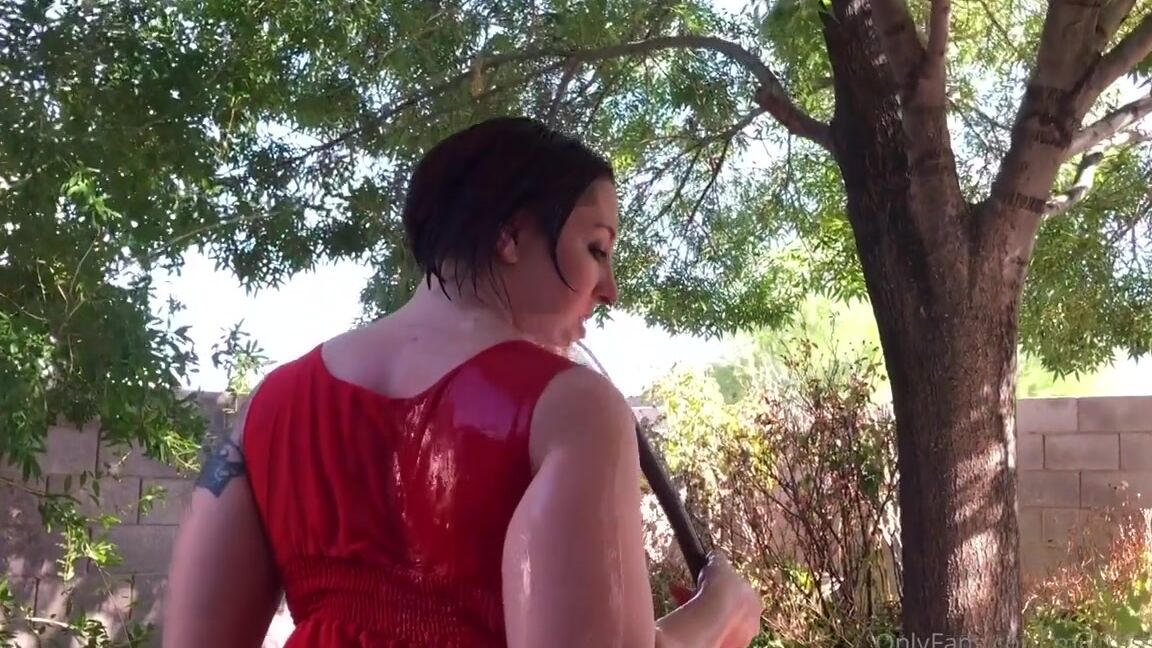 Mistress Kara Nicknamed Mistresskara Onlyfans Here Is The Full Summertime Pussy Vid Some Of Yall Didnt Get It In Your Inbox So Ill Just