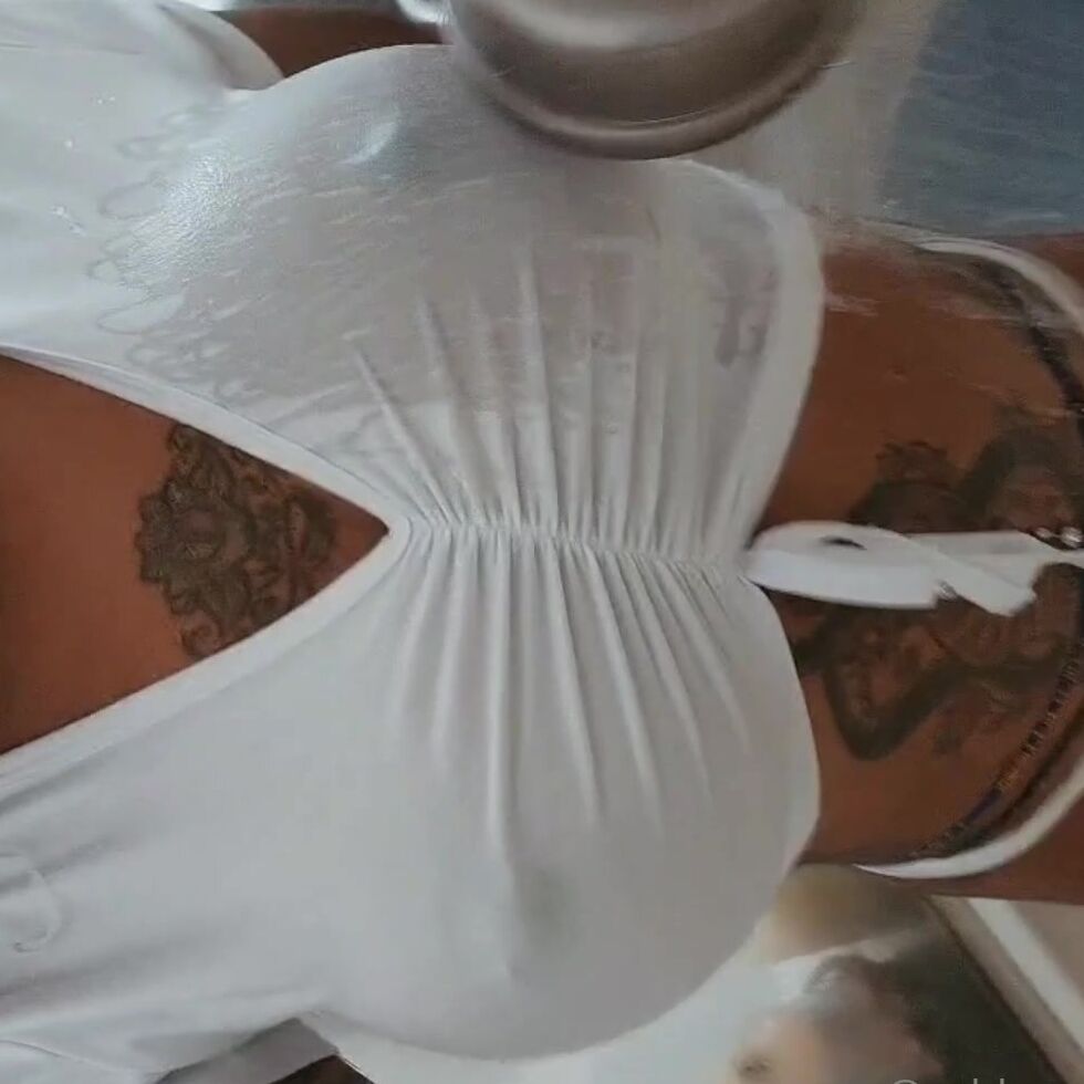 Gabbyryan Happy Wet Wed Who Loves Seeing Chocolate Nipples