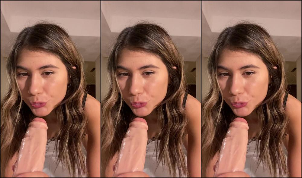 Charlottemae Sloppy Dildo Blowjob