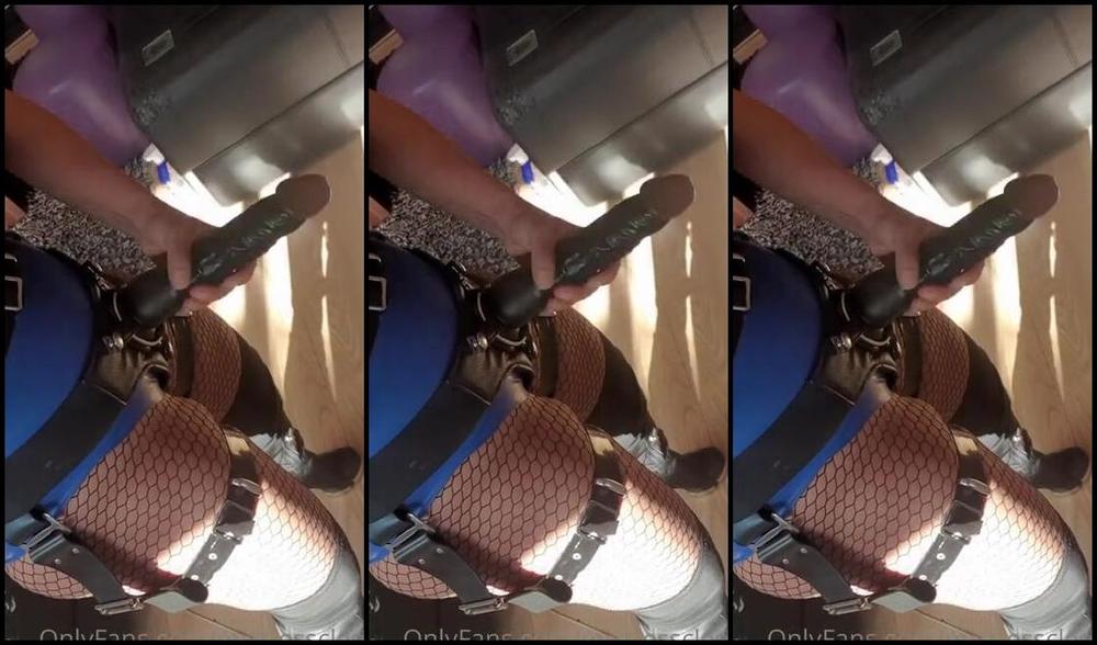 Mistress Cleopatra Nicknamed Mistresscleo5 Onlyfans Suck My Dick J