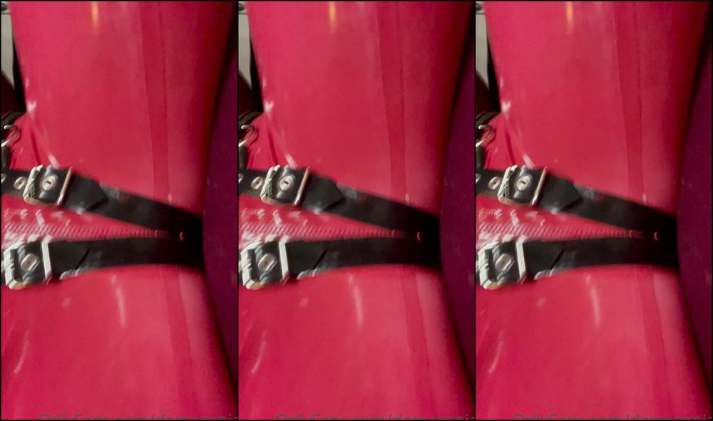 mistress damazonia 2021 10 04 polish my latex 185 Onlyfans