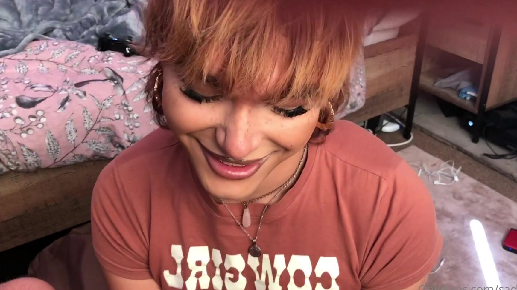 Sadputa Slutty T Girl Loves Cock