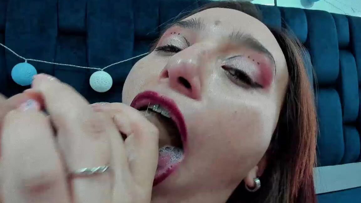 "Coconutsex" dildosucking, drool, roughsex, sloppy, swallowingdrooling Mouthwatering Submissive Big Dildo and Saliva Play manyvids