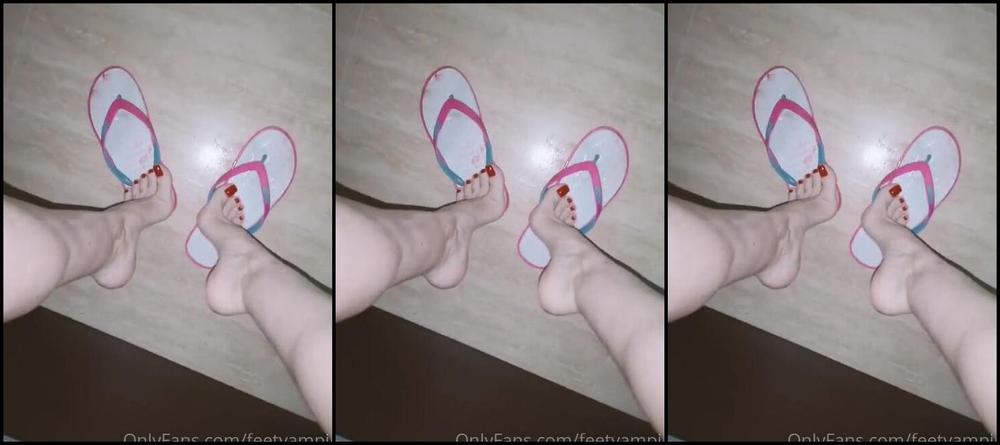 Feetvampire Nicknamed Feetvampire Onlyfans Fresh Out Of The Shower Wet And Horny