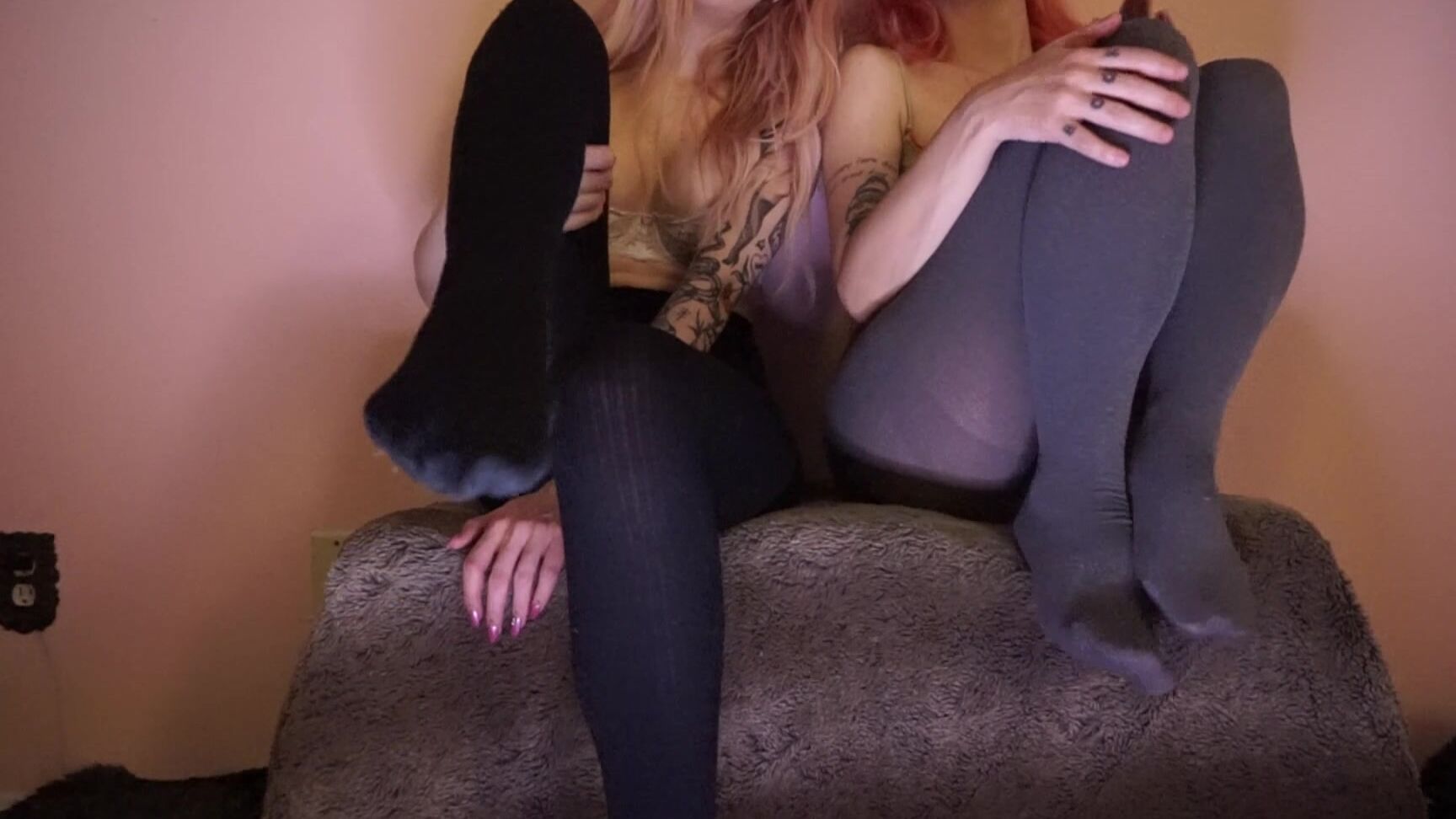 "HARPERMADI" feet, legs, orgasm denial, pantyhose, tease & denial 400 Don t Cum 2 Leg Worship manyvids