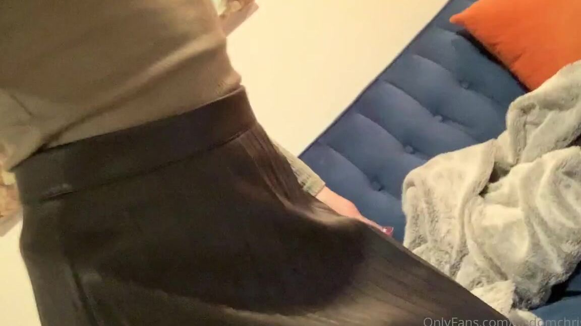 Goddess Christine Nicknamed Findomchristine Onlyfans He S So Whipped