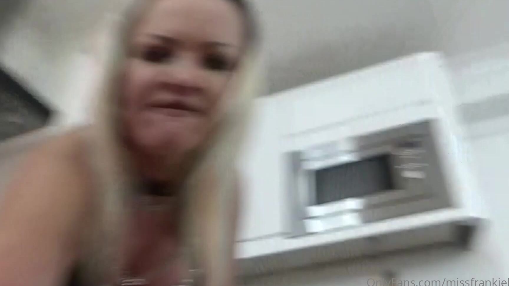 Missfrankiebabe Ready To Be Dominated