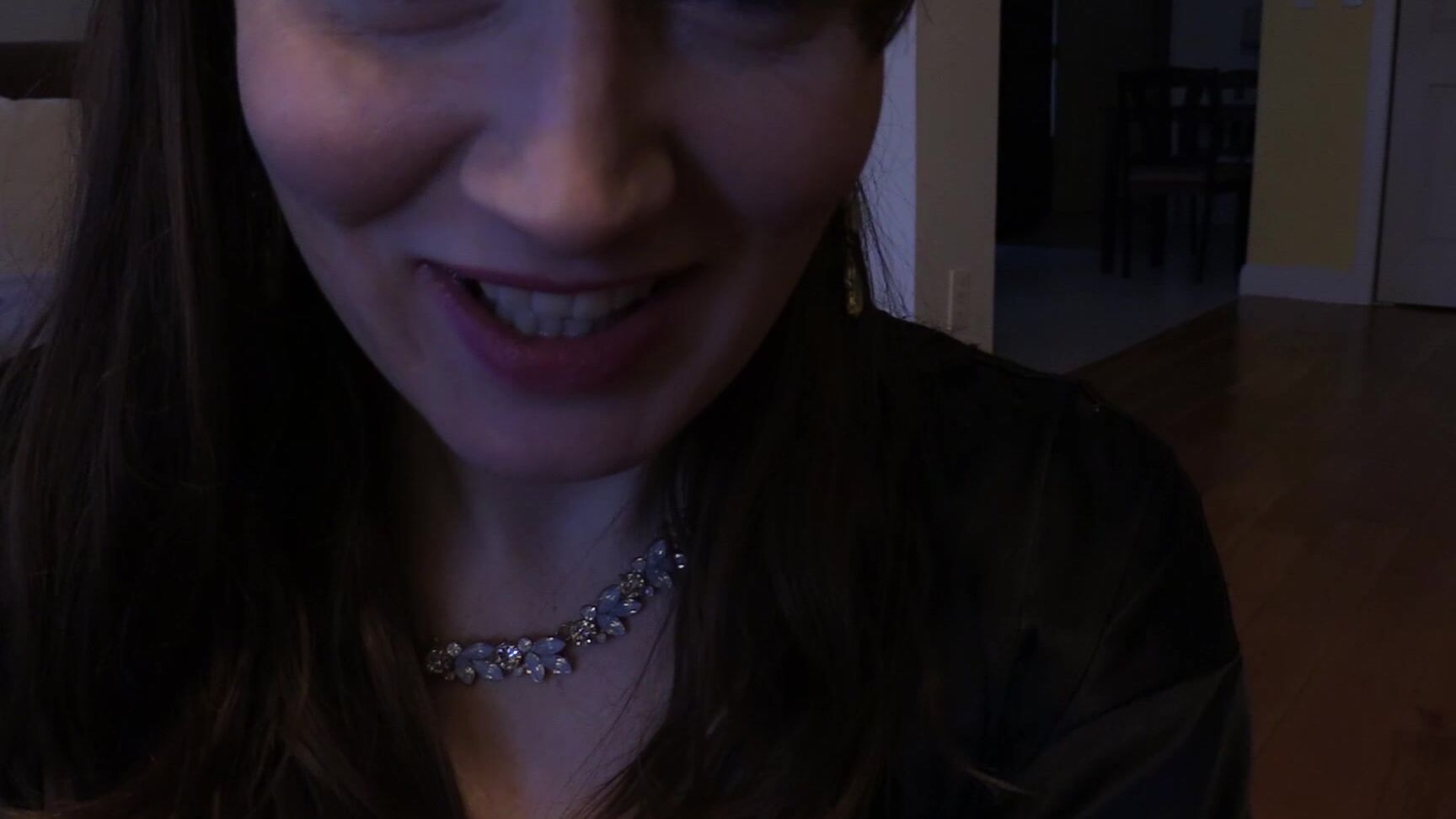 Bettie Bondage Home For The Holidays With Mom