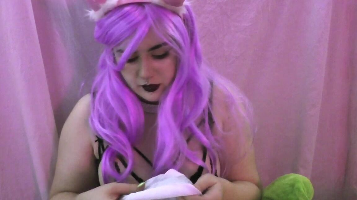 Ophelialestat Cute Girl Hayfever