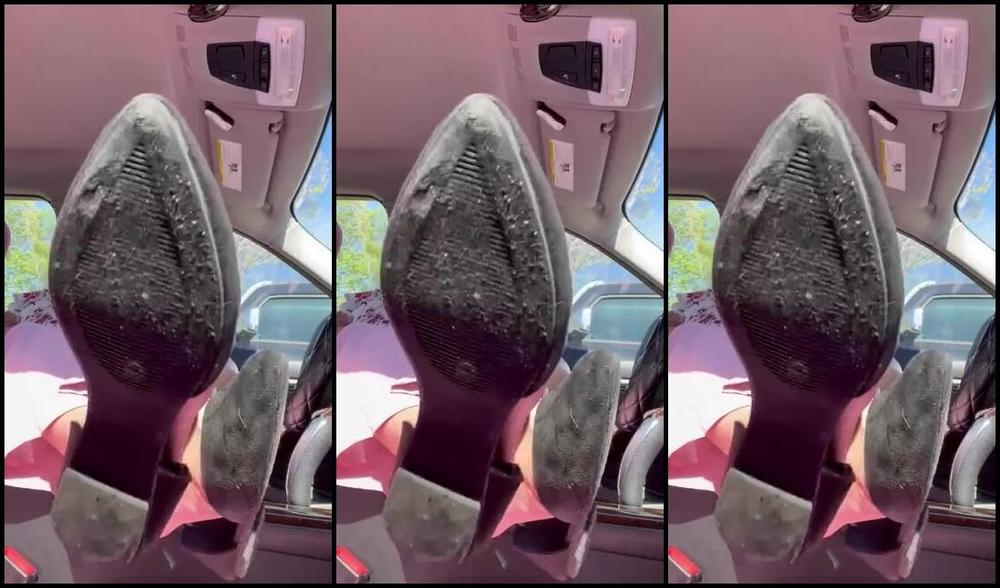 Pediqueensoles Nicknamed Pediqueensoles Onlyfans Pull Up