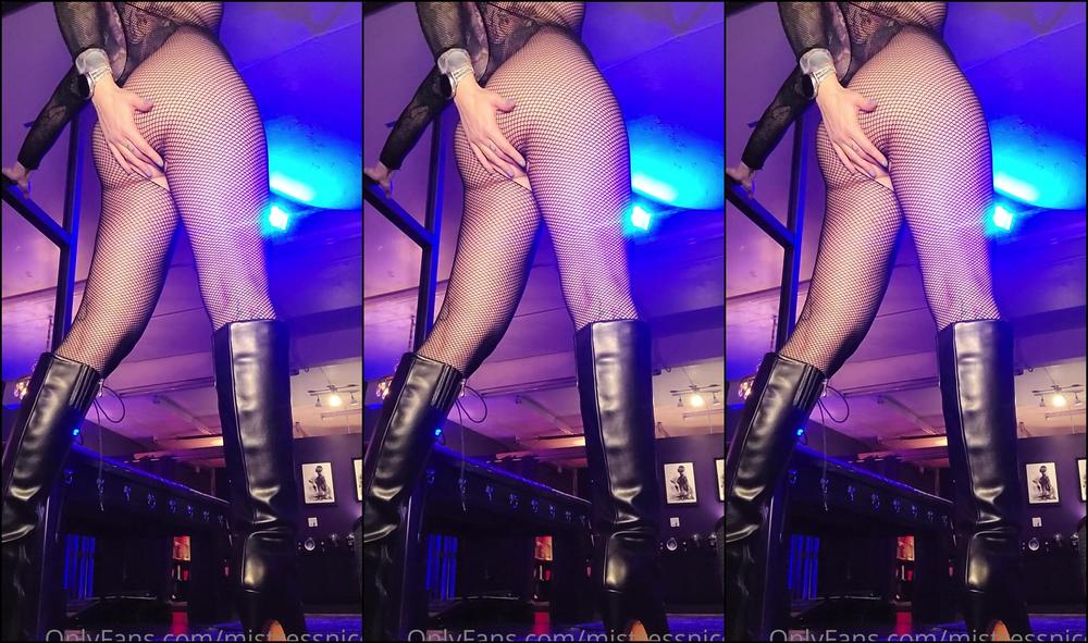 Mistressnicci Happy Friday Don T You Wish You Could Even Get A Whiff Clip Featuring Pussy Denial Tea