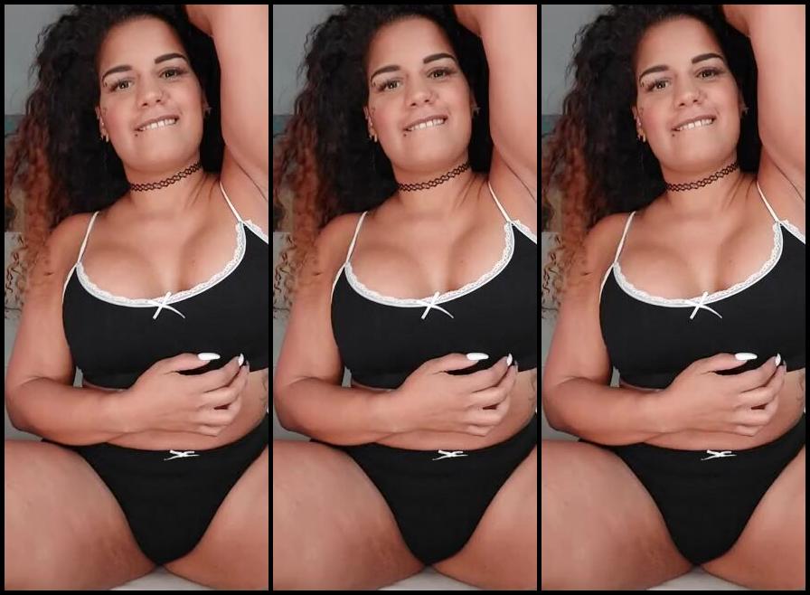 Selena Nicknamed Lunas83Feet Onlyfans I Wanted To Give You A Little Something To Salivate Over What Do U Want To Taste First