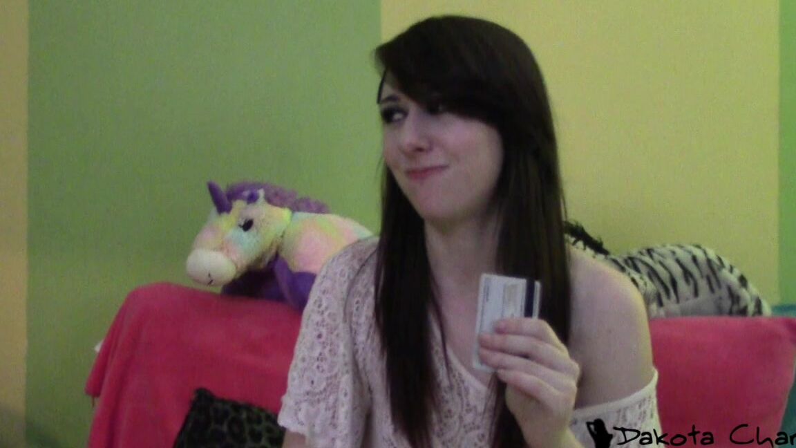 Dakotacharmsxxx Blackmailing You Bitch