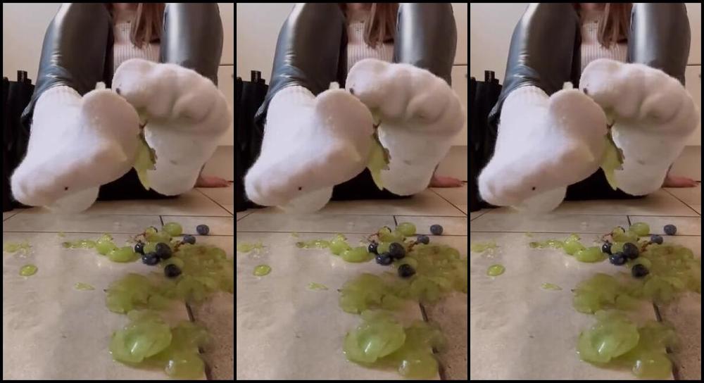 Indubiopronova Nicknamed Indubiopronova Onlyfans Crushing Some Grapes And Berries With My Boots Socks And Soles You Will Clean This