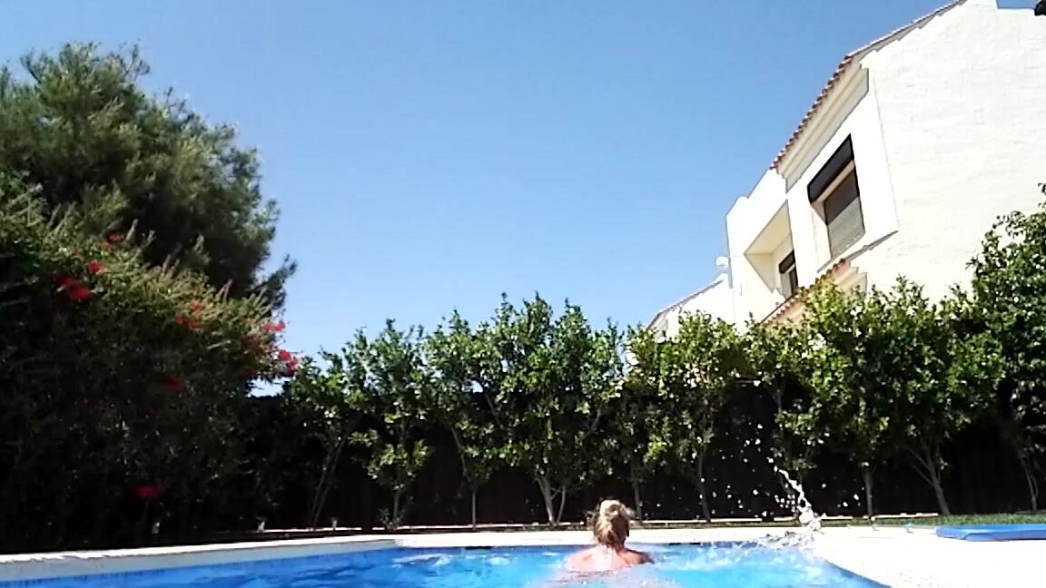 Kathianobilixx Findom 04 12 2017 Onlyfans Video My First Pool Bathing Of This Year My Dears