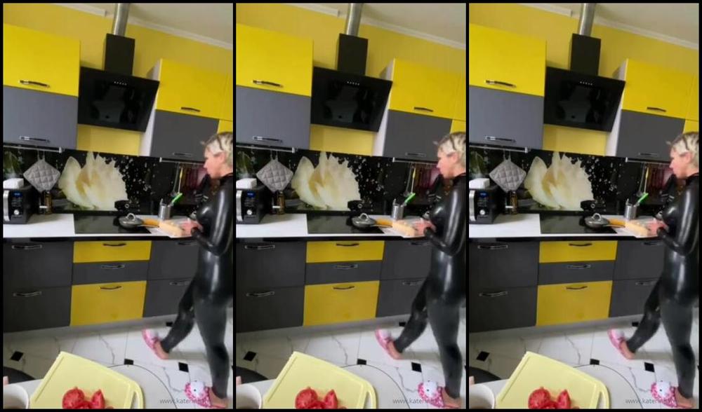 Katerina Piglet Nicknamed Katerinapiglet Femdom 11 25 2020 Onlyfans Video For Those Who Asked