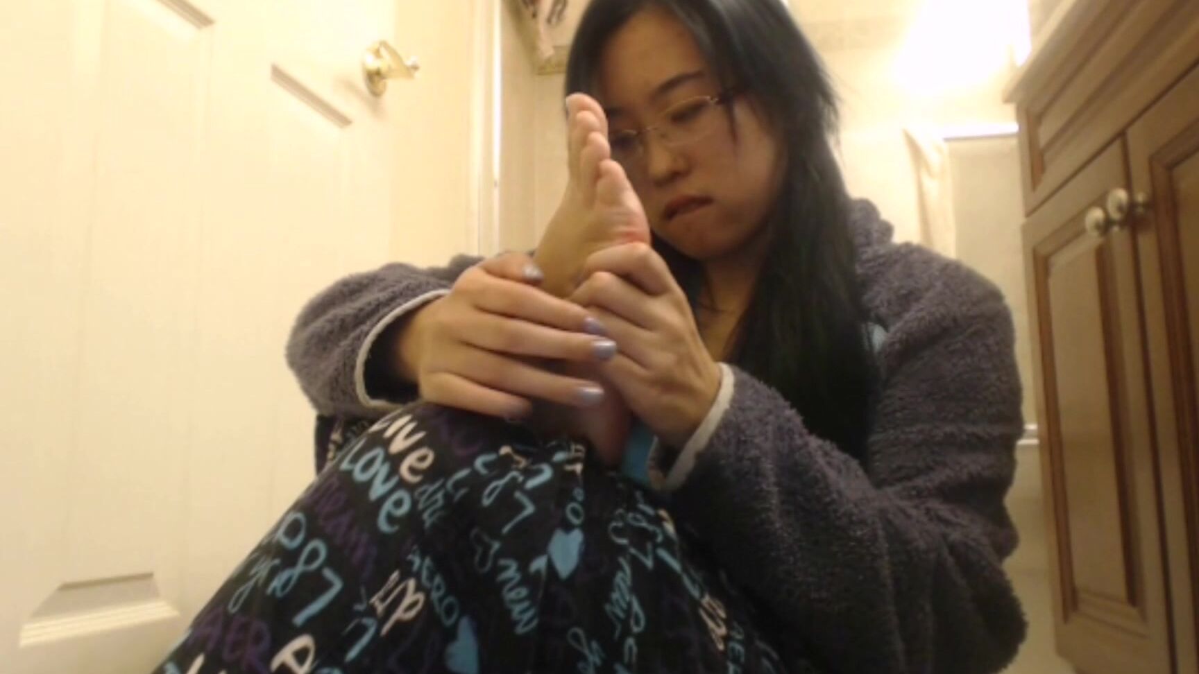 Asian, Barefoot, Eye Glasses, Feet, Toe Sucking kittymei toe licking and sucking ManyVids