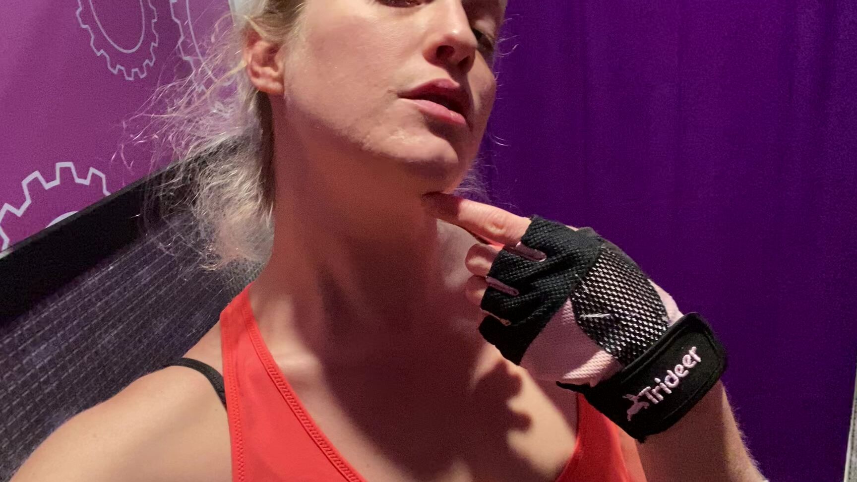 "Paula1817" body builder, body worship, bodybuilding fetish, goddess worship, sfw, women's bodybuilding BodyBuilding Goddess Body Worship manyvids