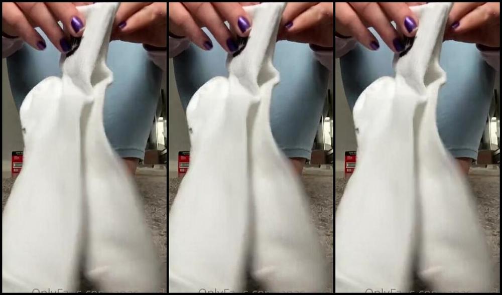 Anas Socks Nicknamed Anas Socks Onlyfans Do You Like My New Socks