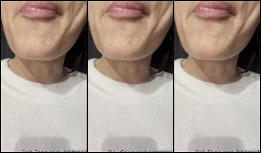 Goddessgaelle Nicknamed Badgaelle Onlyfans Des Dragibus Pr Mch Et Remplis De Salive Apptissant N Est Ce Pas