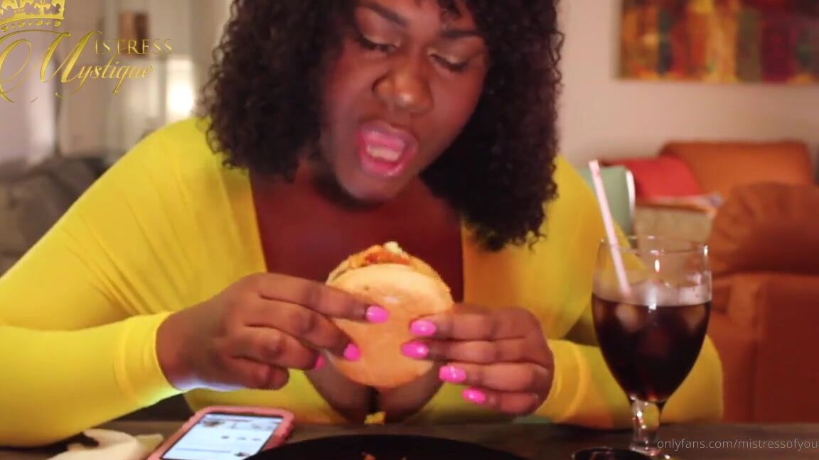 Mistress Mystique Aka Iwantmystique Onlyfans Brown Toiletfetish Foodie Feedee Taboo Do You Have A Fetish For Women Eating How About
