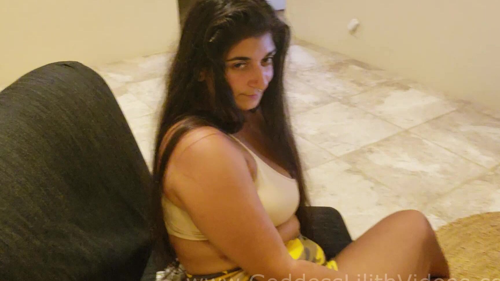 Goddess Lilith - Hot Friend Pees On Camera ManyVids