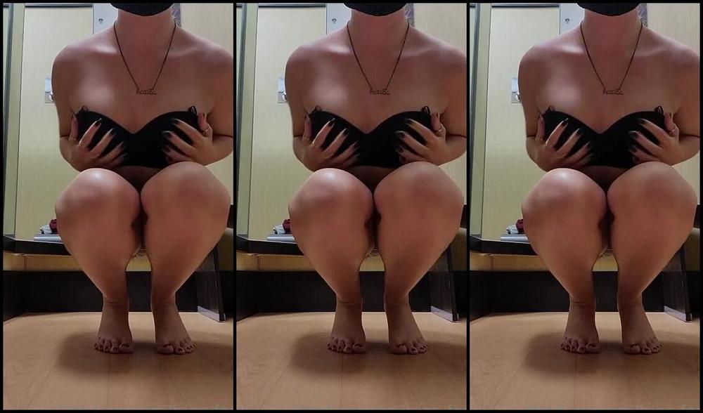 Mistress Trina Nicknamed Trins Feet 08 22 2021 Onlyfans Video After Shopping For A Few Hours With Me I Sure Hope I Made It Worth Your