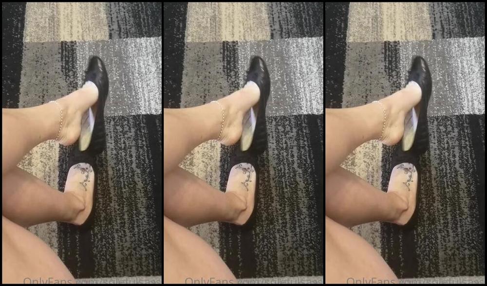 Solefulsassy Onlyfans Oh I Can See You Watching Me Dangle And I Know Ya Gonna Cum