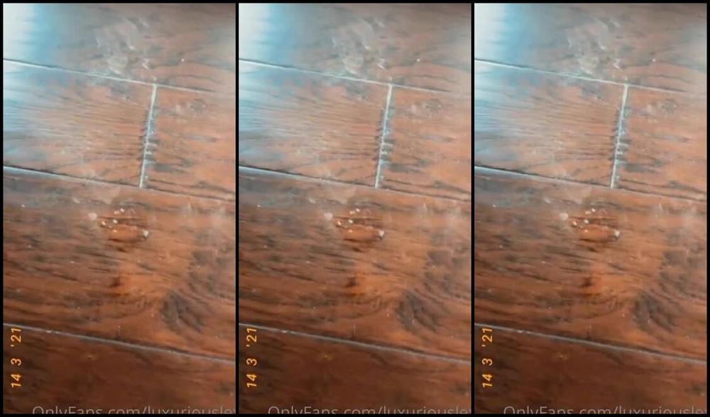 Luxuriouslexi Nicknamed Luxuriouslexi Onlyfans If You Were My Server Telegram Session During One Of My Foot Sluts While He S At His Serving Job S