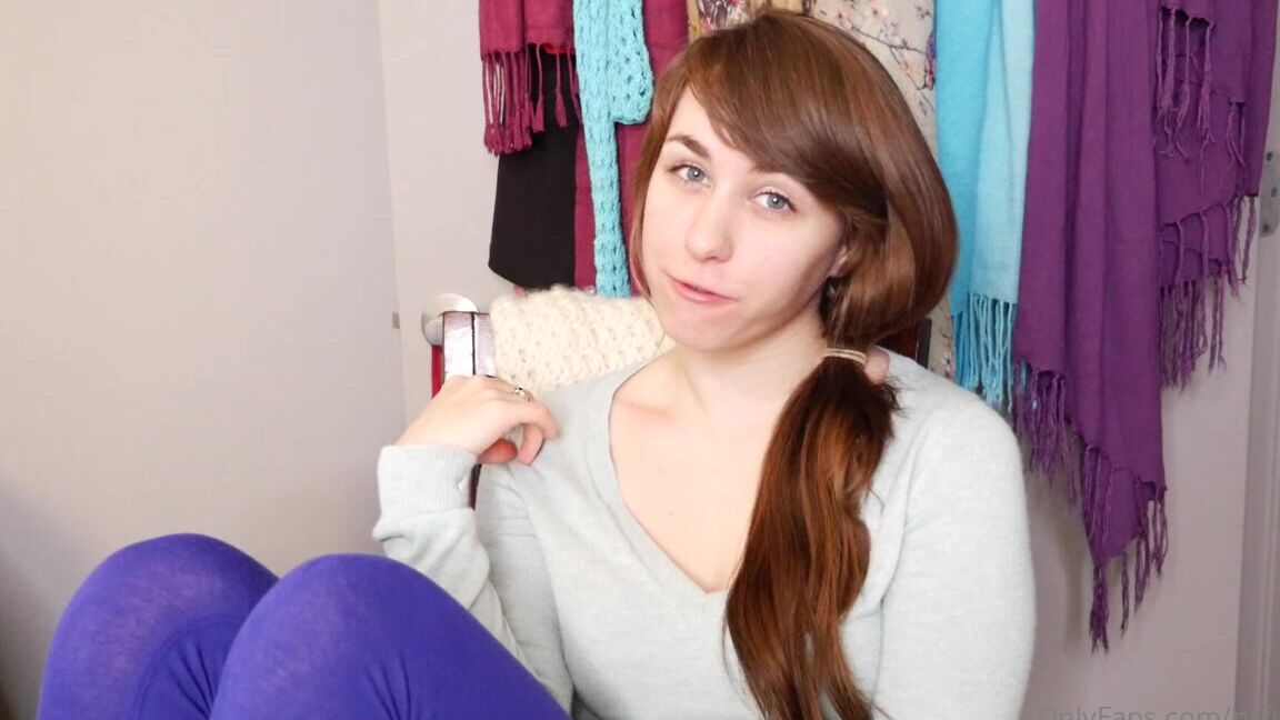 nsfwleia-28-06-2020-476398566-i-m-going-to-change-it-up-this-week-and-do-a-little-blast-from-the-past-this-is-an-interv