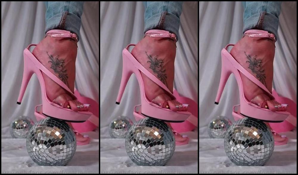 Footsiegalore Onlyfans Let Me Play With These Disco Balls Watch My Pretty Hot Feet Wiggle After That Heel Drops