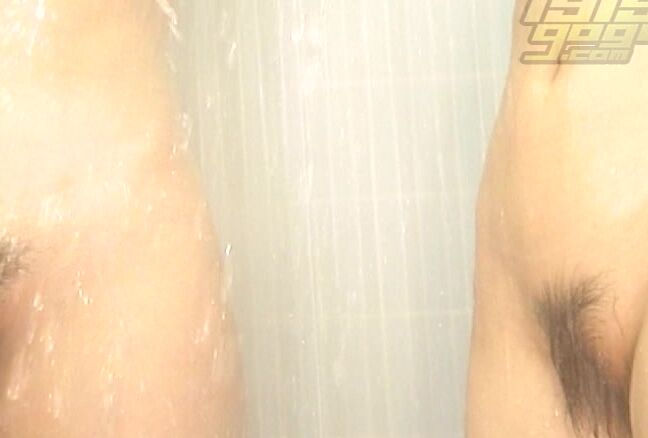 Hidden cam 80 voyeur house shower of Zushi coast sea SiteRip