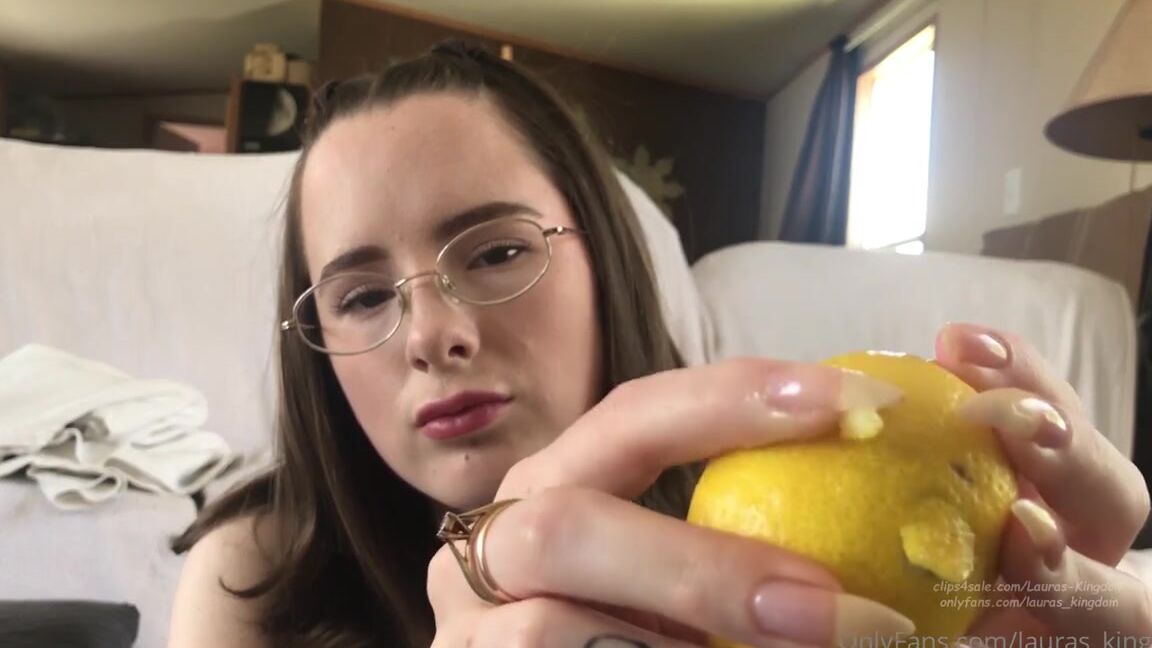 Lalalaura Nicknamed Lauras Kingdom 08 21 2020 Onlyfans Video Dianas Evil Claw Talk Your Favorite Mistress Is Back For A Special Video In This