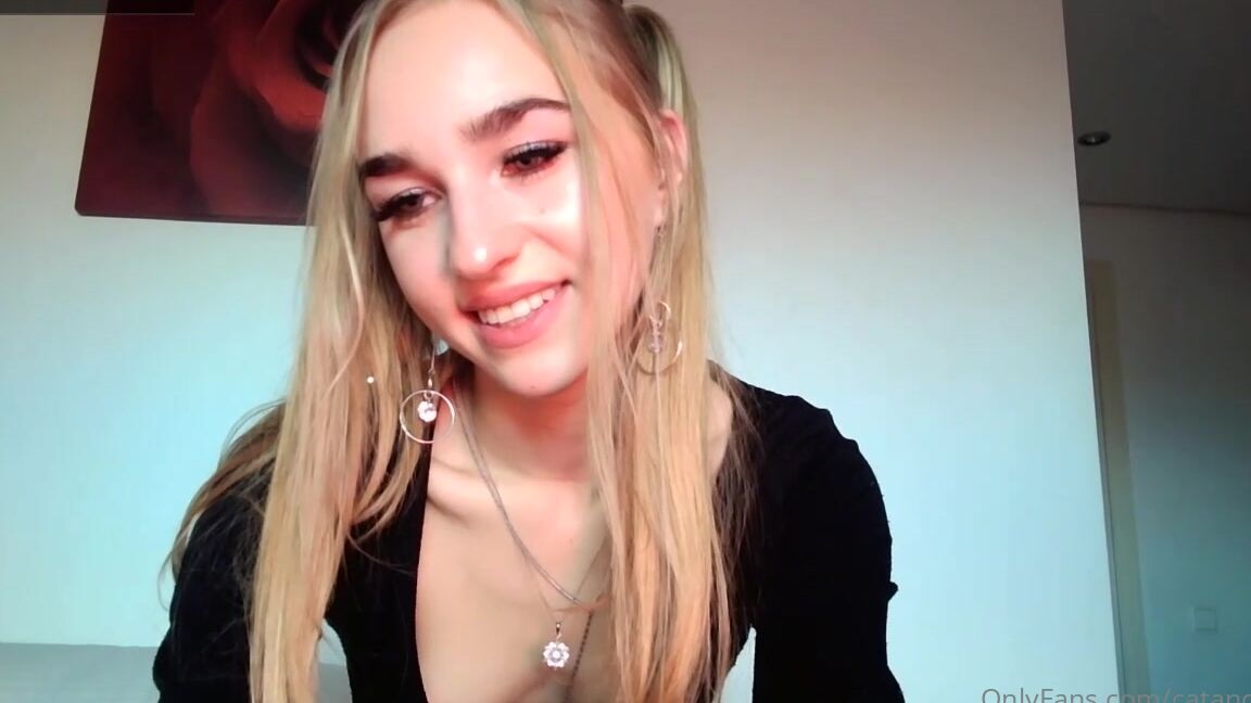 catanddick-15-03-2021-2055525502-livestream-01-29-2021-3-wearing-twin-ponytails-blowjob-and-facefuck-do-you-like-this-