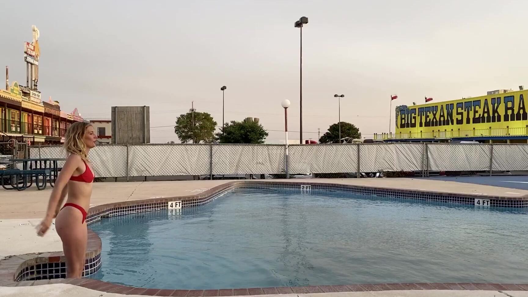 Monawalesxxx 506897179 07 08 2020 Everything S Bigger In Texas Except My Titties