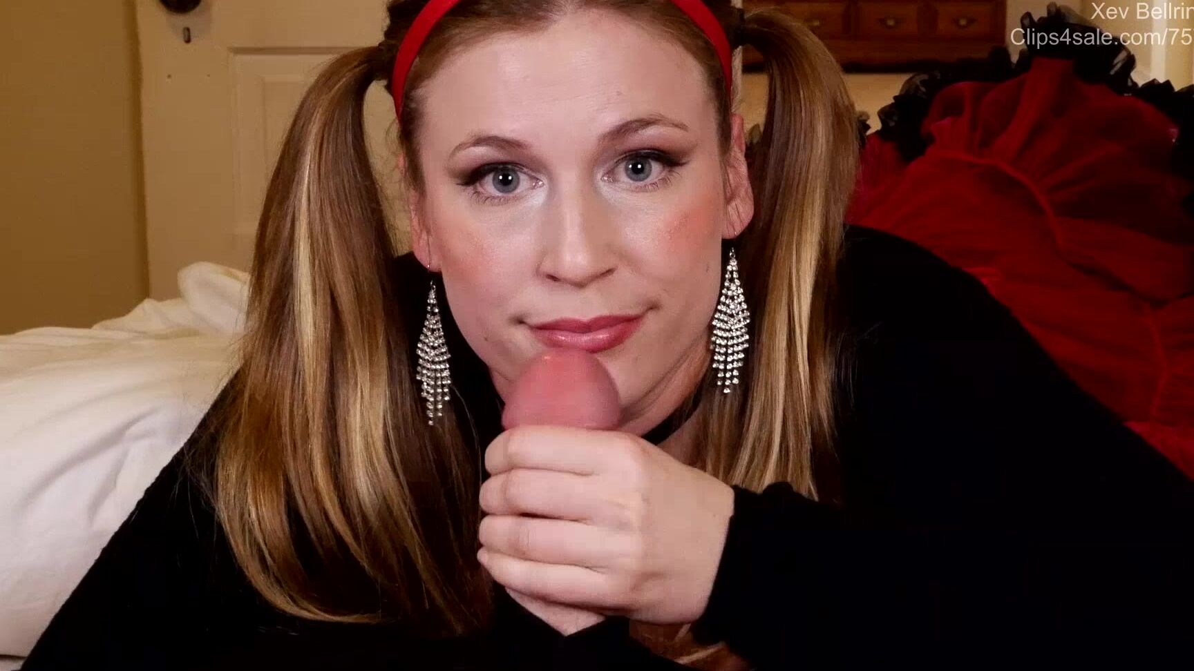 Xev Bellringer Fembot Xev Gives Scheduled Blow Job