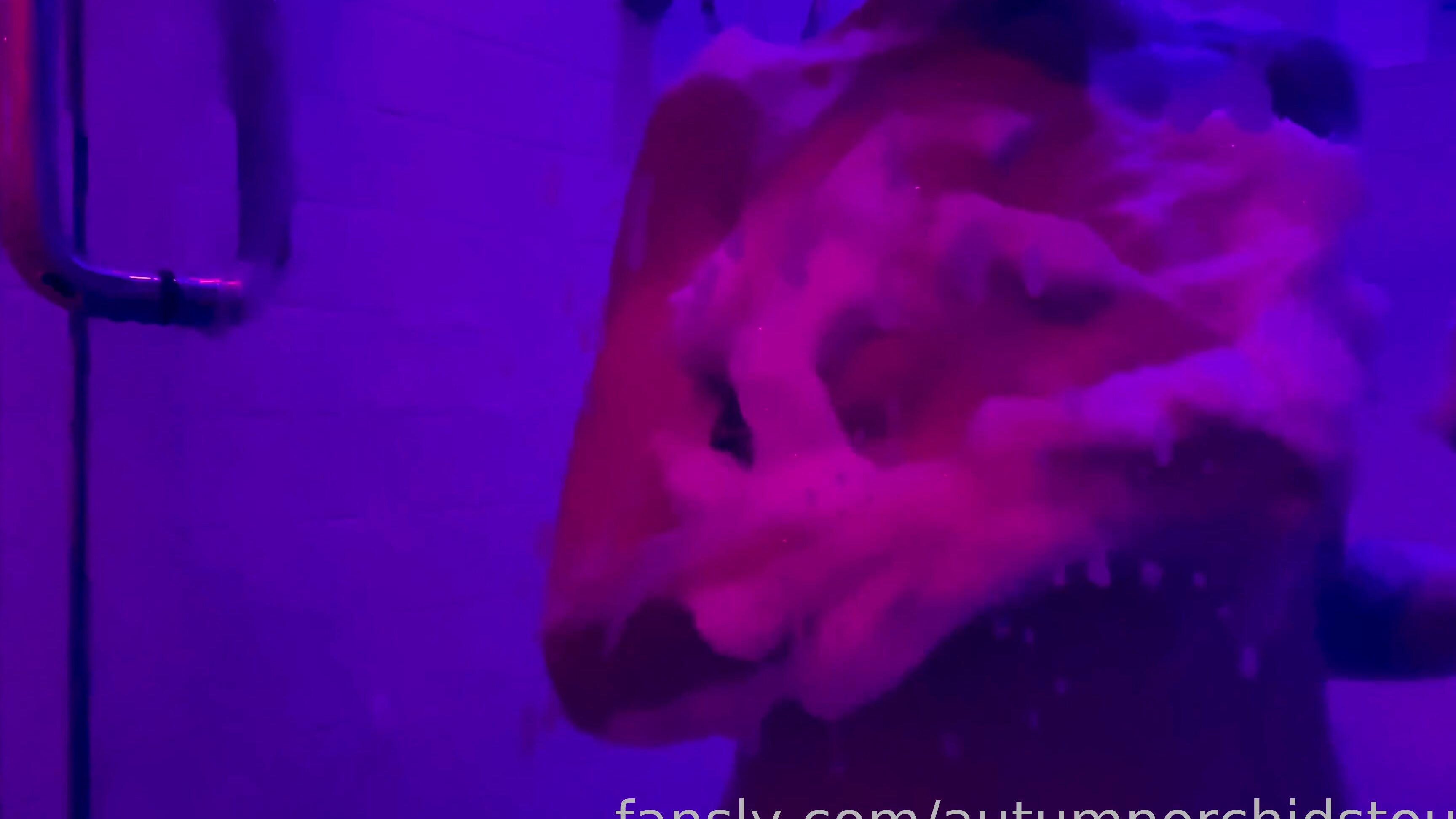 Autumn Orchid 402611999390834688