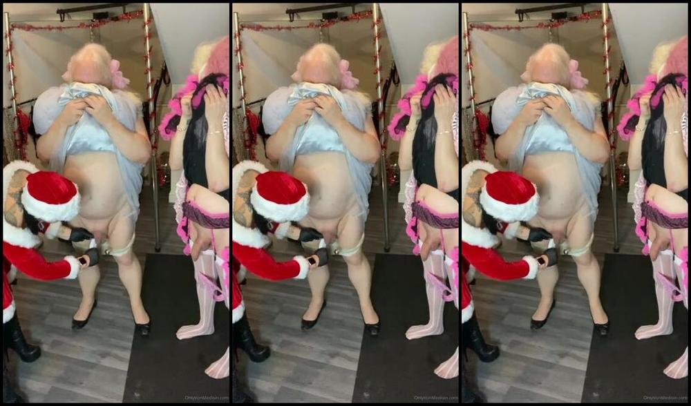 Mistress Ava Von Medisin Aka Avavonmedisin Onlyfans I Will Give Your Balls A Jingle To Them This Christmas All It Takes Is