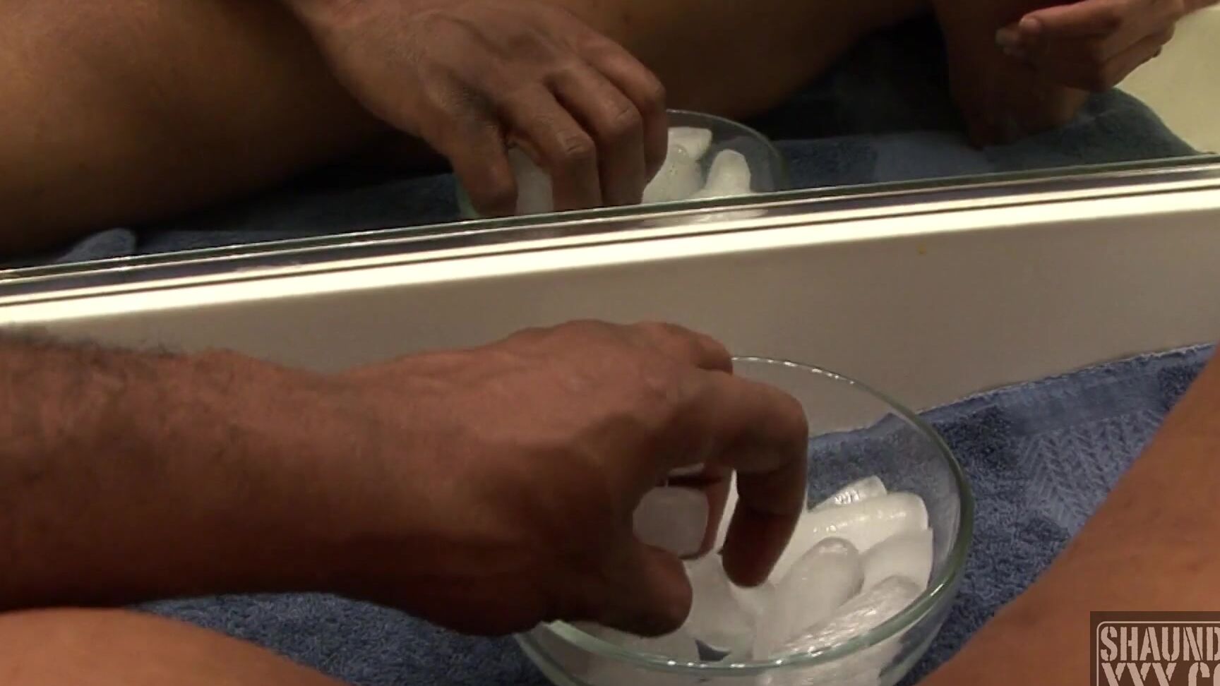 SHAUNDAMXXX - RED HOT BOOTY CHEEKS - ManyVids