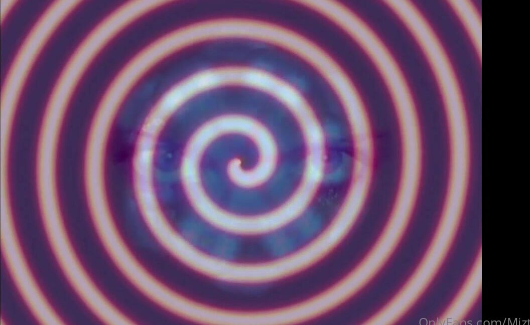 Sophieshox Throwbackthursday This Minute Mindfuck Hypn Video Is Designed To Draw You In To