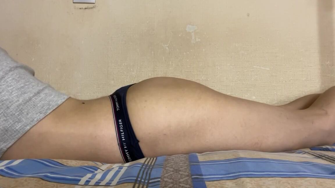 "anngrinch" Lying Down, Sexy Ass, Perfect Ass, Bed, Long Legs, Legs, Sexy Legs, Sexy Ass In Thong, Feet, Erotic, Perfect Body, Sexy Body, Amazing Body, In The Bed, White Girl, Suggest anngrinch I m lying down and editing a new video for pornhub pornh