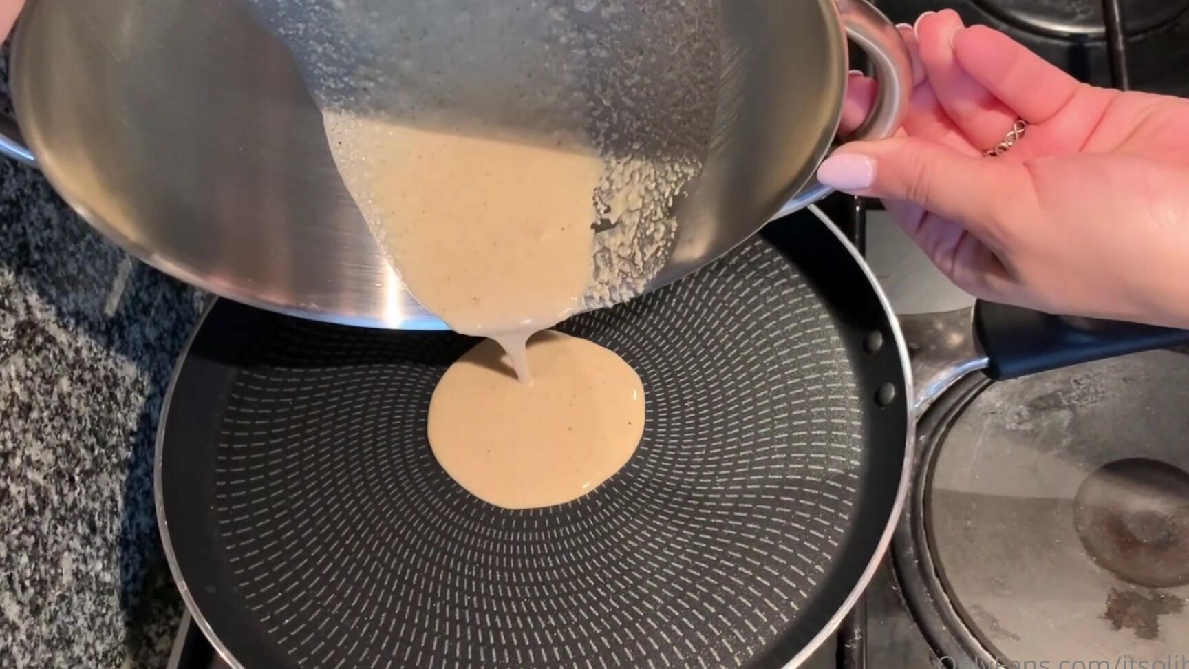 Itsoliheart Full Video Christmas Season Though That It Would Be Fun To Record Myself Cooki