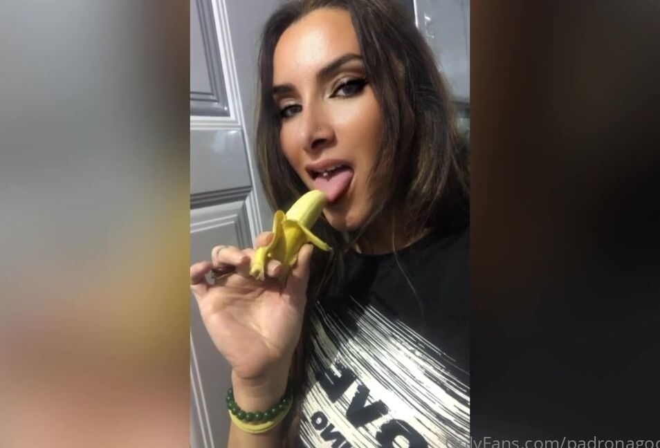 Mistress Desideria Godiva Nicknamed Padronagodiva 04 18 2024 Onlyfans Video La Banana