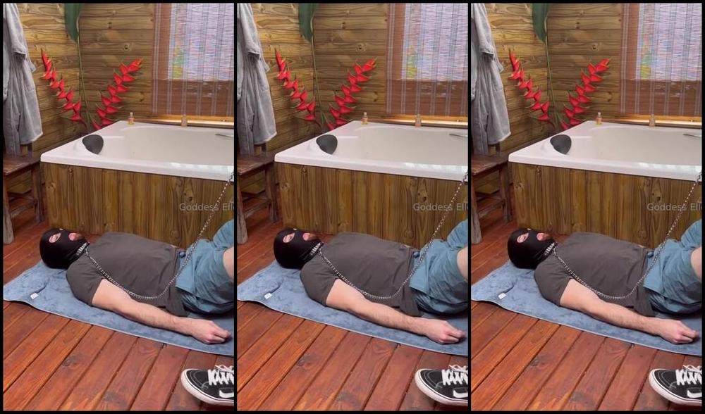 Goddessellen96 Onlyfans Trample With Vans Using This Sucker And Making Him Thank Me The Result Is In The Photo Next To It 1