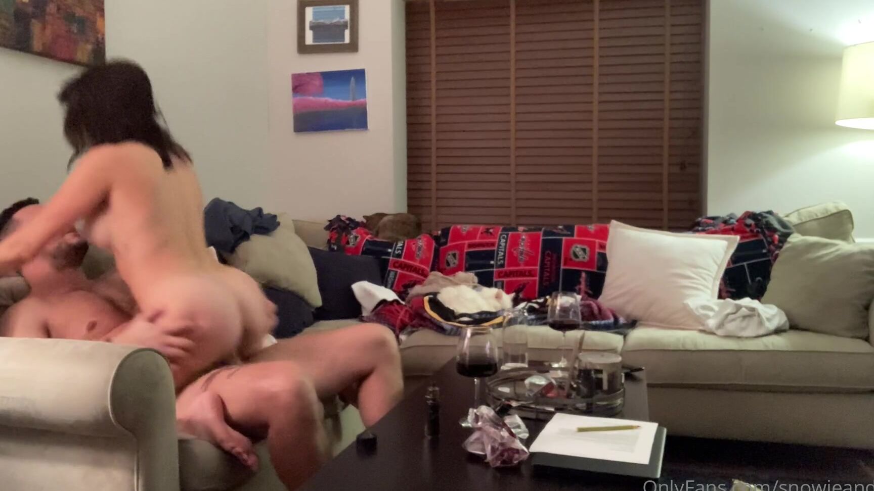 snowieandryan-01-01-2022-2317331338-wonder-how-we-rang-in-the-new-year-the-best-way-we-know-how-